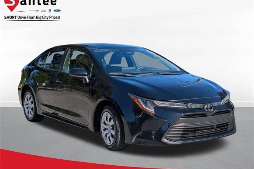 2023 Toyota Corolla SE XLE photo 1