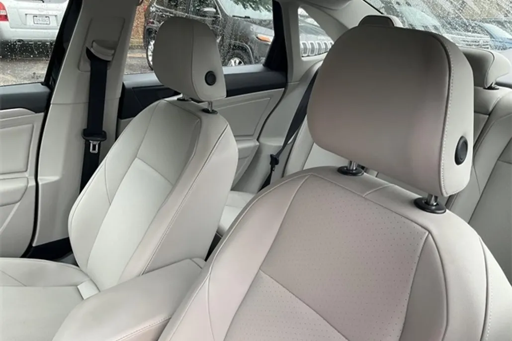 2020 Volkswagen Jetta 1.4T SE photo 1