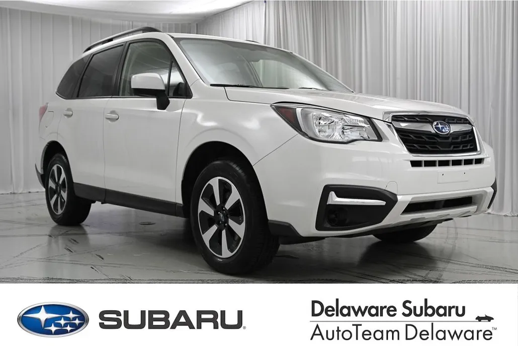 2018 Subaru Forester 2.5i Premium photo 1