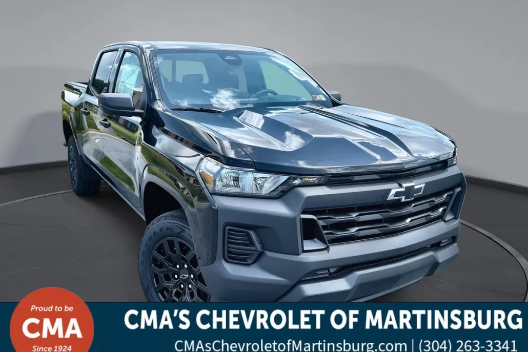 2025 Chevrolet Colorado LT photo 1