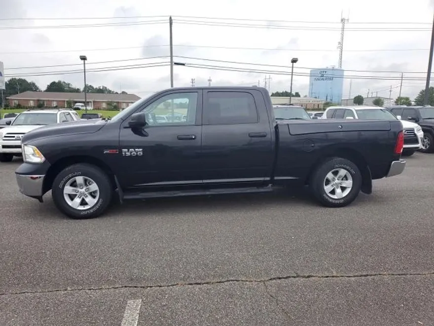 2017 Ram 1500 Tradesman photo 1