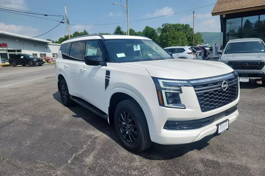 2025 Nissan Armada SV photo 1