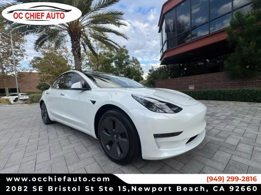 2023 Tesla Model 3 photo 1
