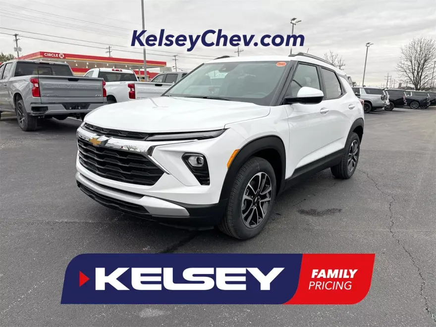 2025 Chevrolet Trailblazer LT photo 1