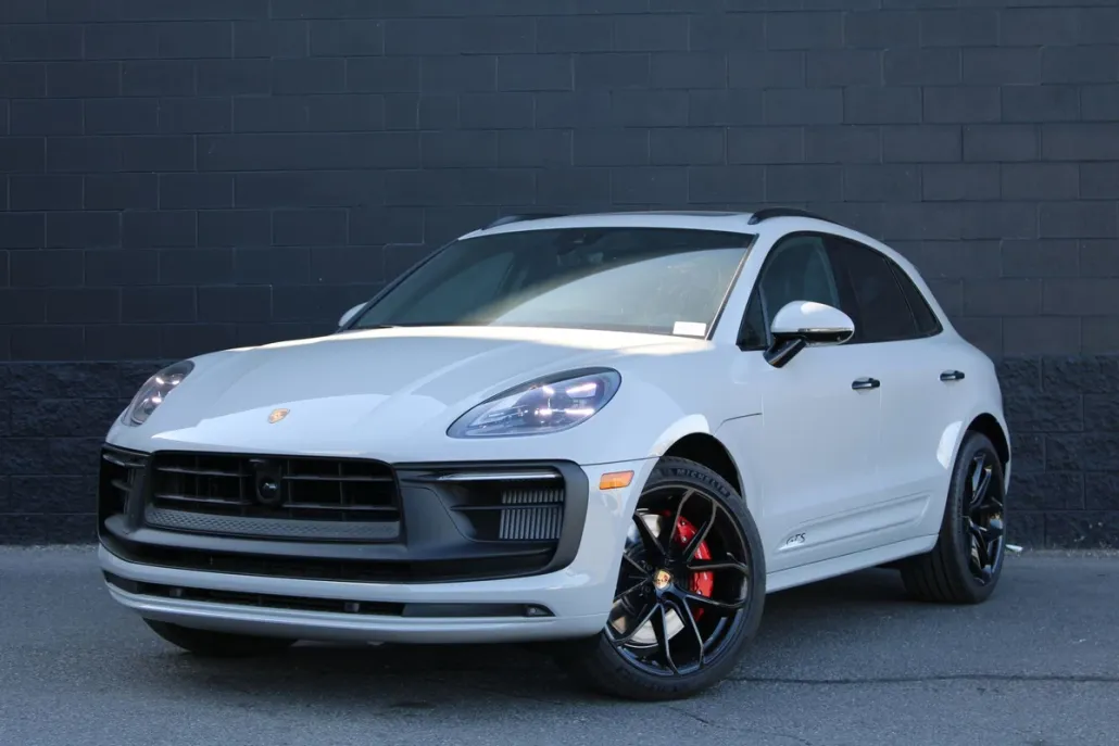 2026 Porsche Macan GTS photo 1