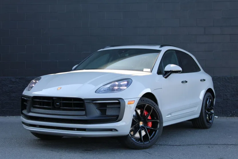 2026 Porsche Macan GTS photo 1