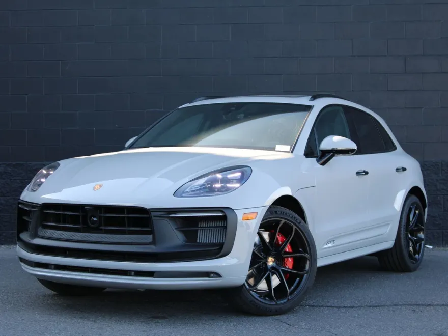 2026 Porsche Macan GTS photo 1