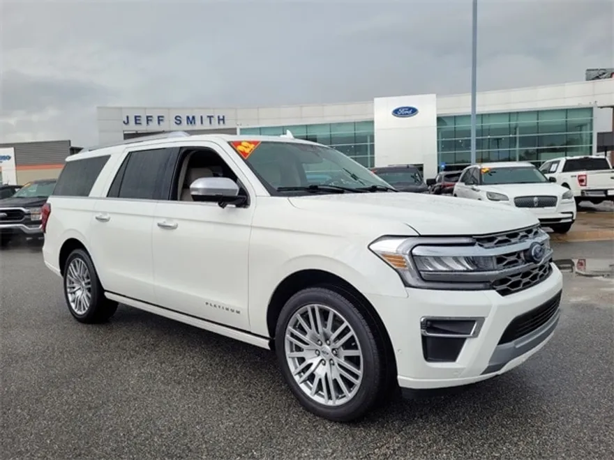 2022 Ford Expedition MAX Platinum photo 1