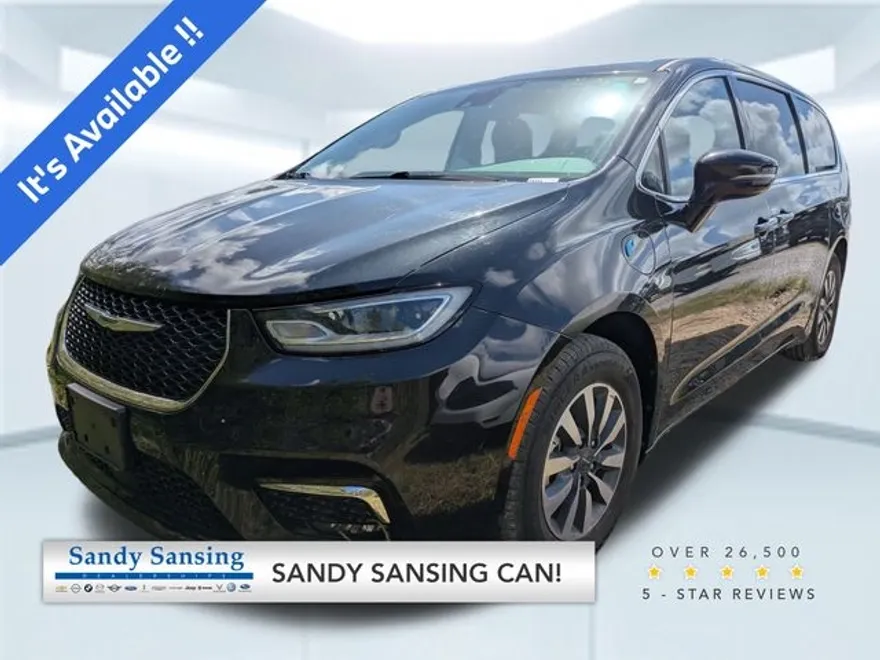2022 Chrysler Pacifica Hybrid Touring L photo 1