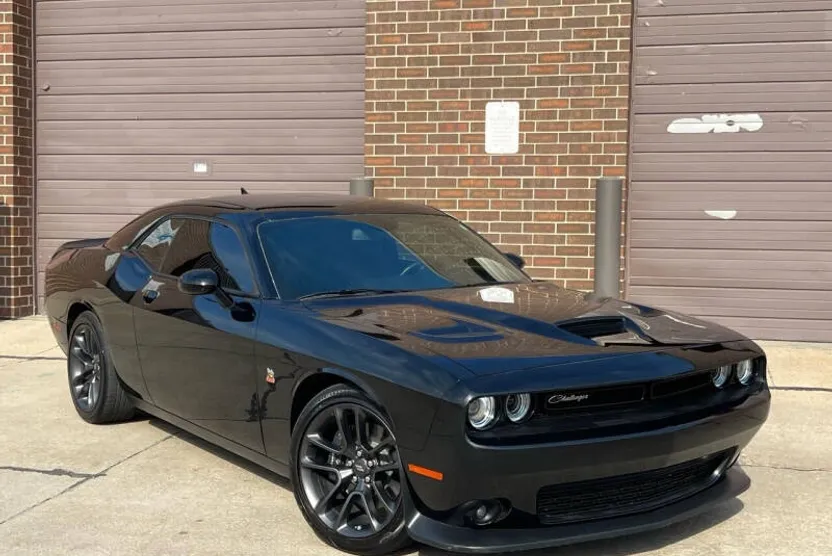 2021 Dodge Challenger R/T Scat Pack photo 1