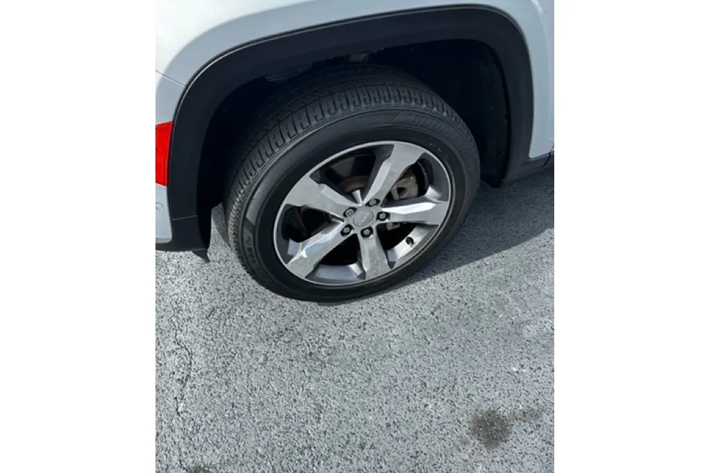 2021 Jeep Grand Cherokee Limited photo 1