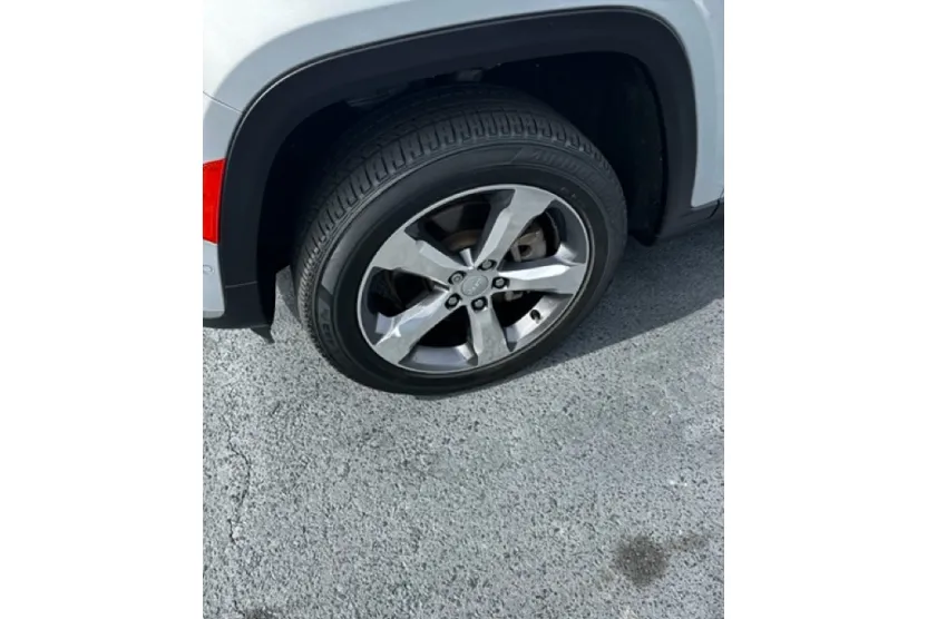 2021 Jeep Grand Cherokee Limited photo 1