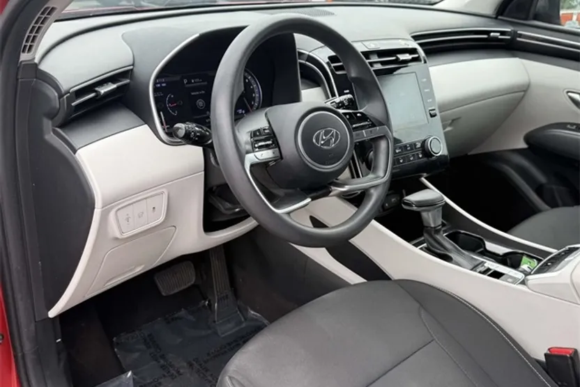 2023 Hyundai Tucson SEL photo 1