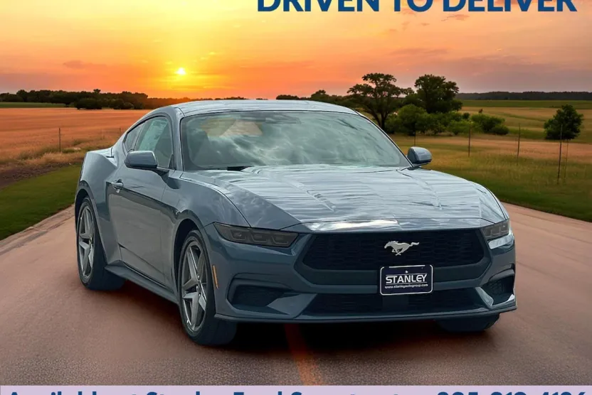 2025 Ford Mustang EcoBoost photo 1
