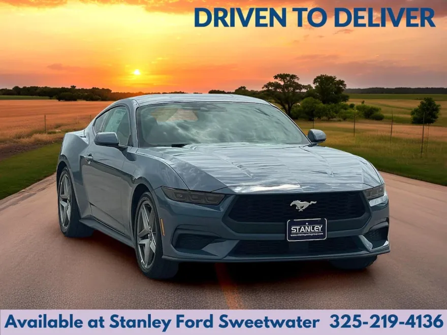 2025 Ford Mustang EcoBoost photo 1