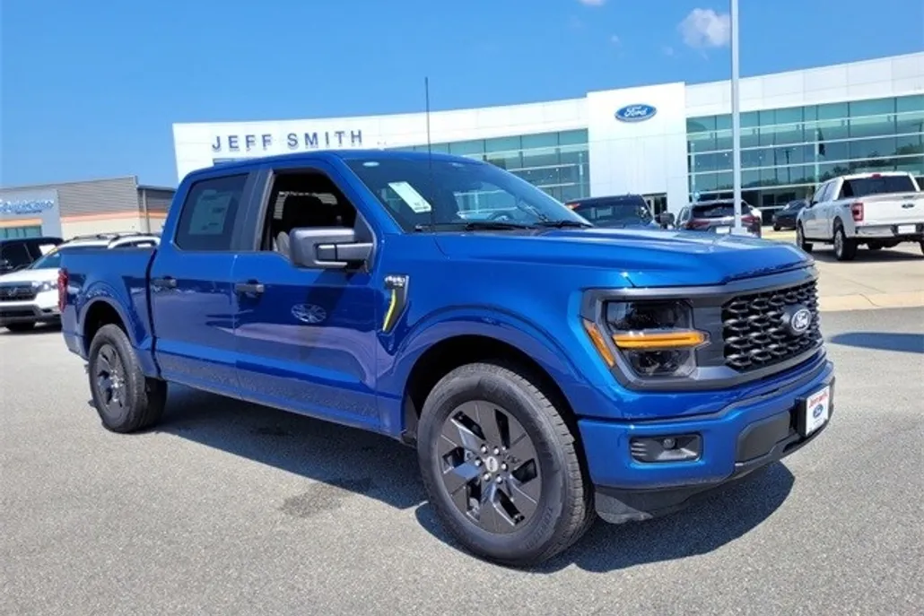 2025 Ford F-150 STX photo 1
