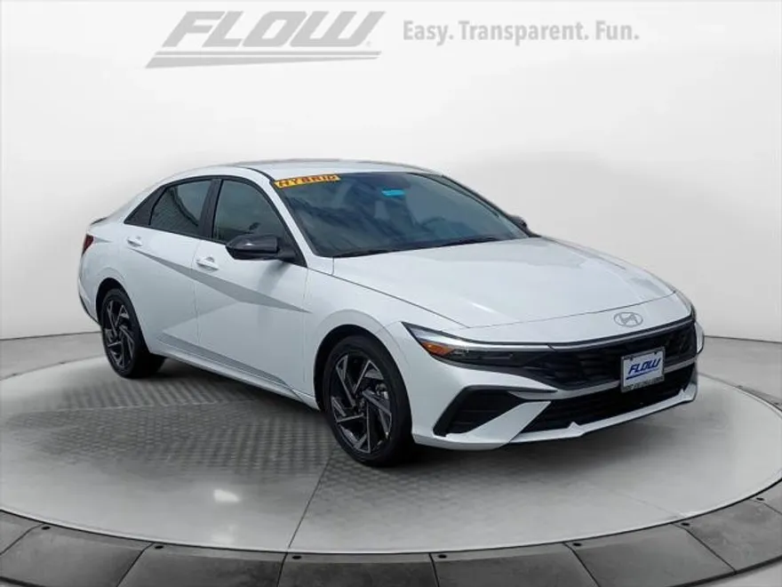 2025 Hyundai Elantra Hybrid SEL Sport photo 1