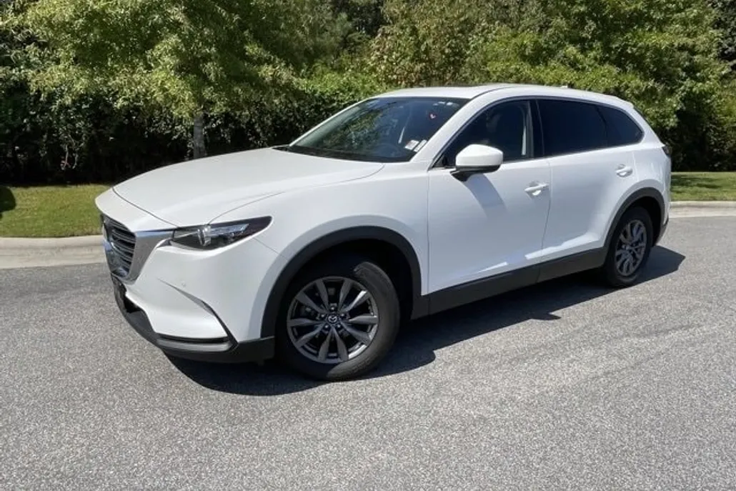 2022 Mazda CX-9 Touring photo 1
