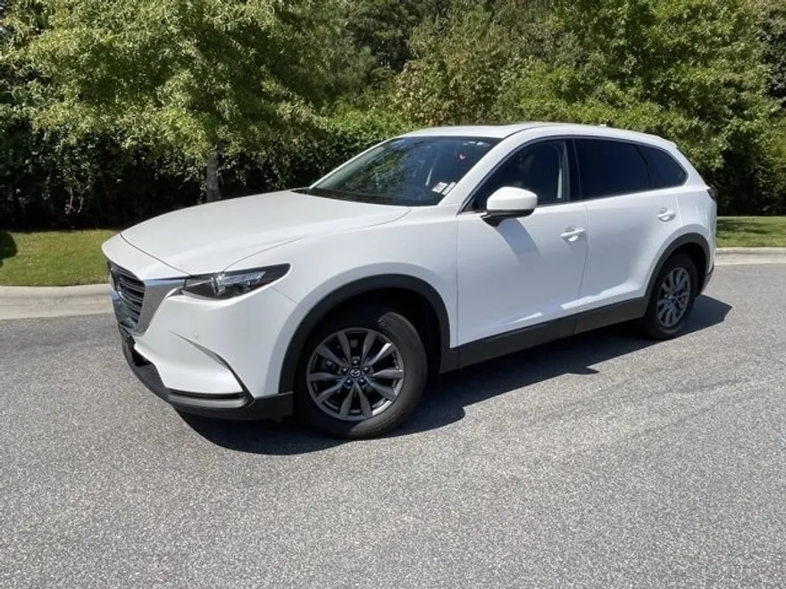 2022 Mazda CX-9 Touring photo 1