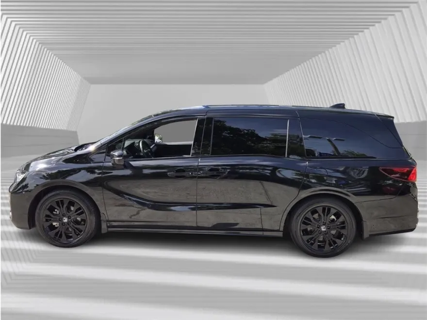 2025 Honda Odyssey photo 1