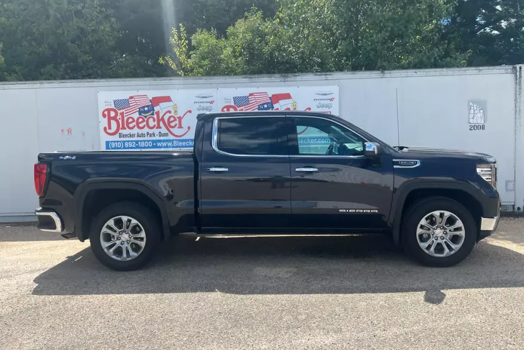 2024 Gmc Sierra 1500 SLT photo 1