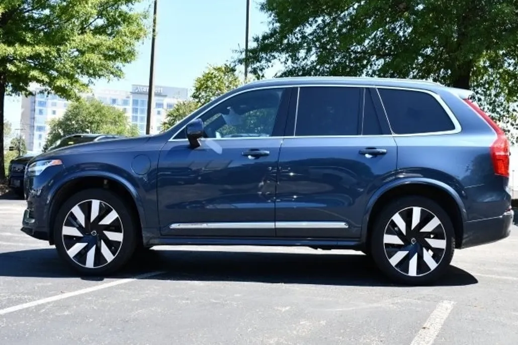 2024 Volvo XC90 Recharge T8 Plus photo 1
