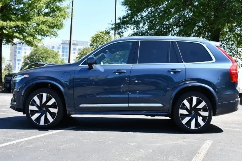 2024 Volvo XC90 Recharge T8 Plus photo 1