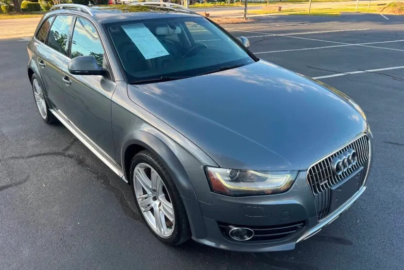 2013 Audi A4 Allroad Quattro Premium Plus photo 1
