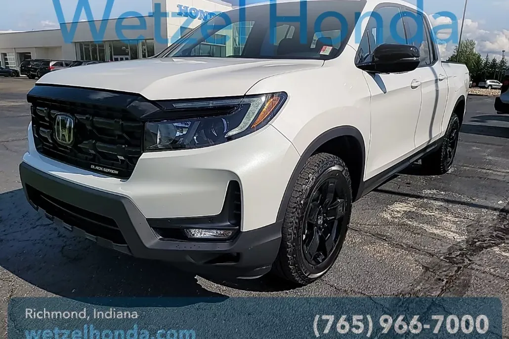 2025 Honda Ridgeline Black Edition photo 1