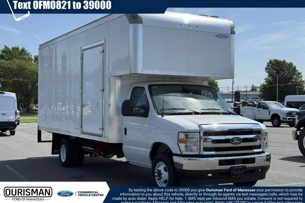 2026 Ford E-450 Cutaway Chassis Cab photo 1
