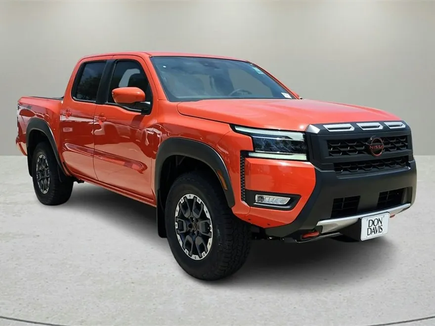 2025 Nissan Frontier PRO-4X photo 1