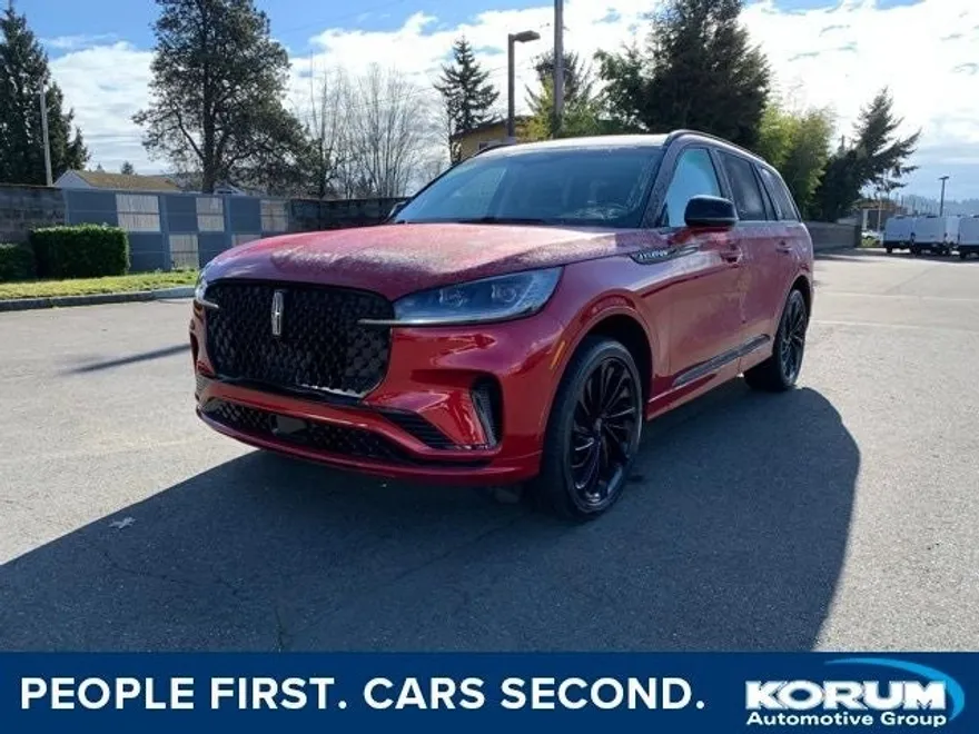2025 Lincoln Aviator Reserve photo 1