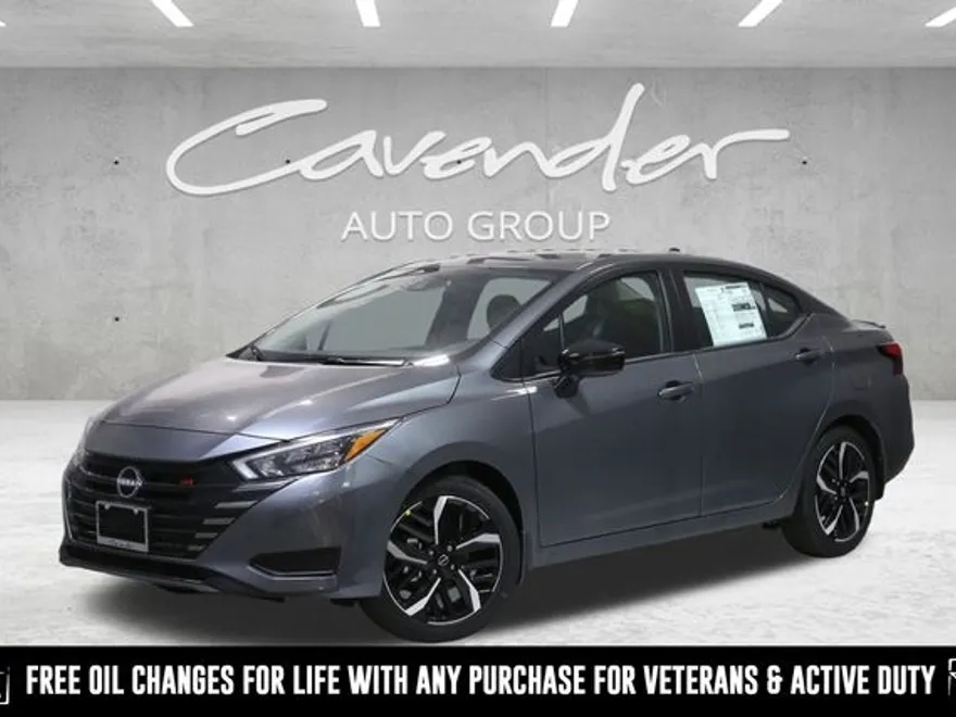 2025 Nissan Versa SR photo 1