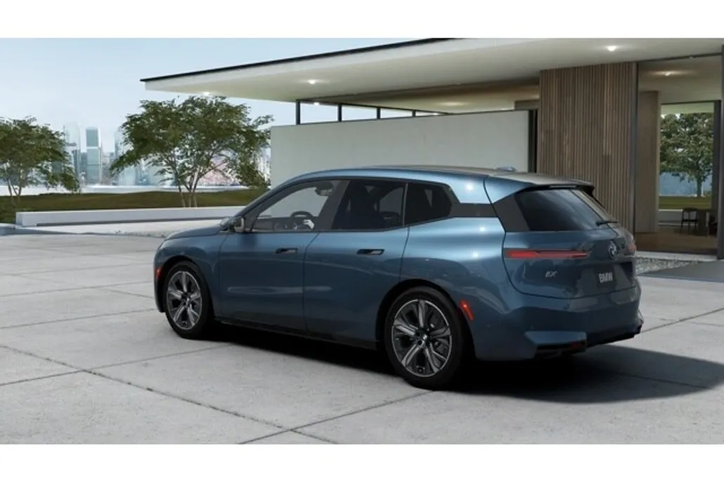 2026 Bmw iX photo 1