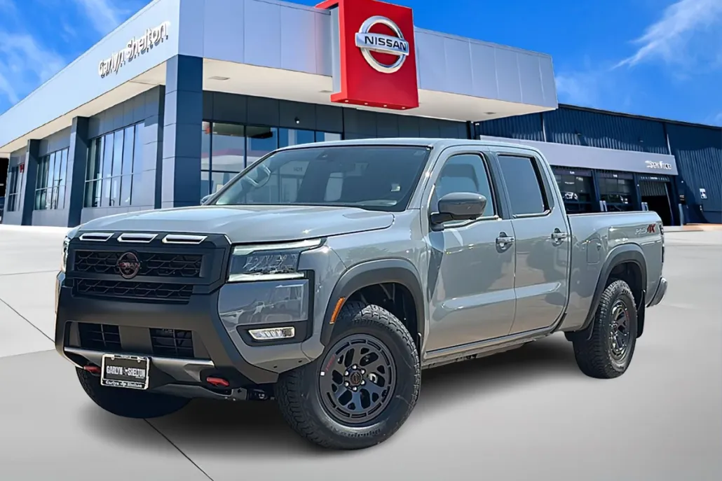 2026 Nissan Frontier Crew Cab PRO-4X photo 1