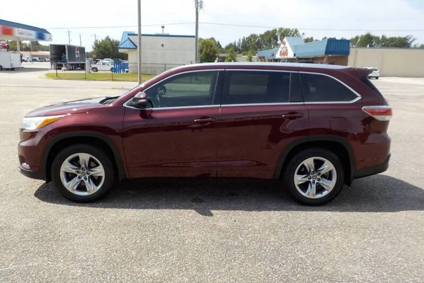 2016 Toyota Highlander Limited Platinum photo 1