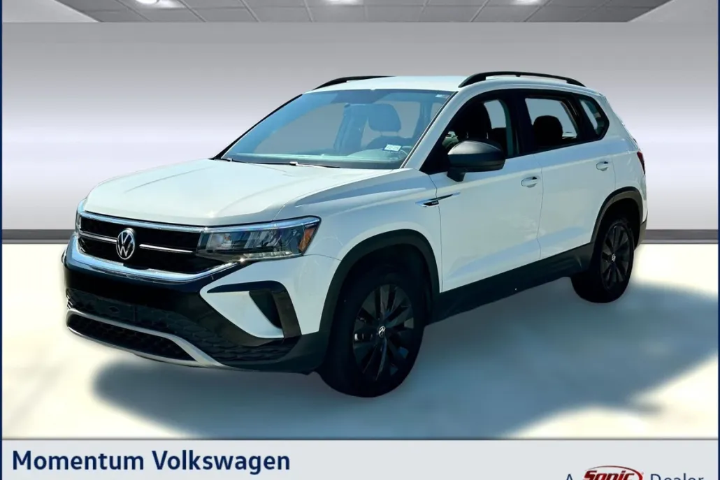 2022 Volkswagen Taos S photo 1