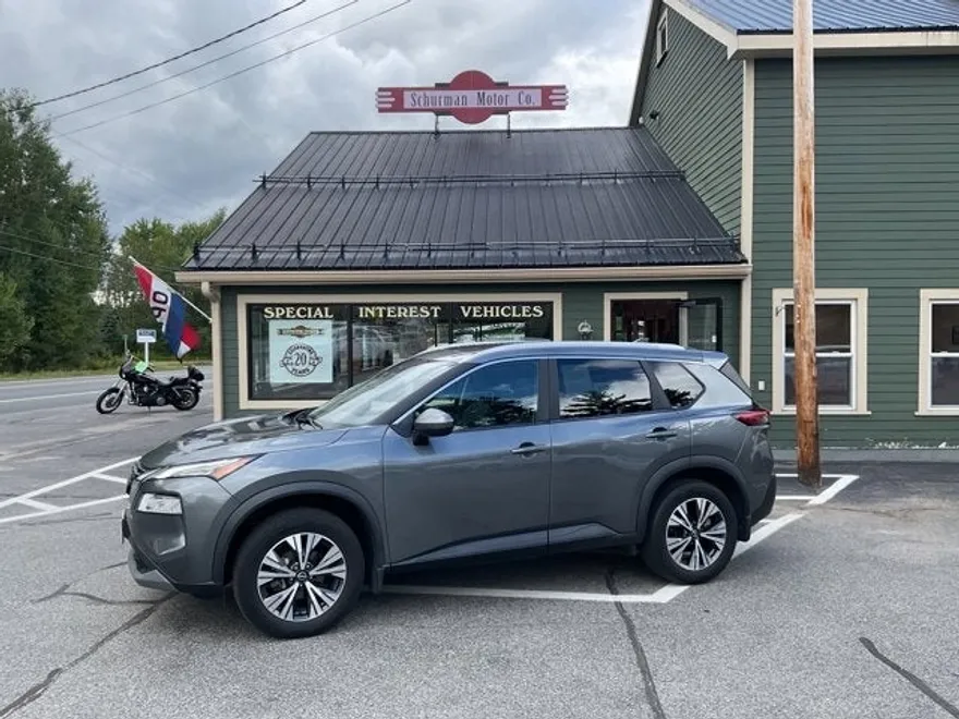 2023 Nissan Rogue SV photo 1