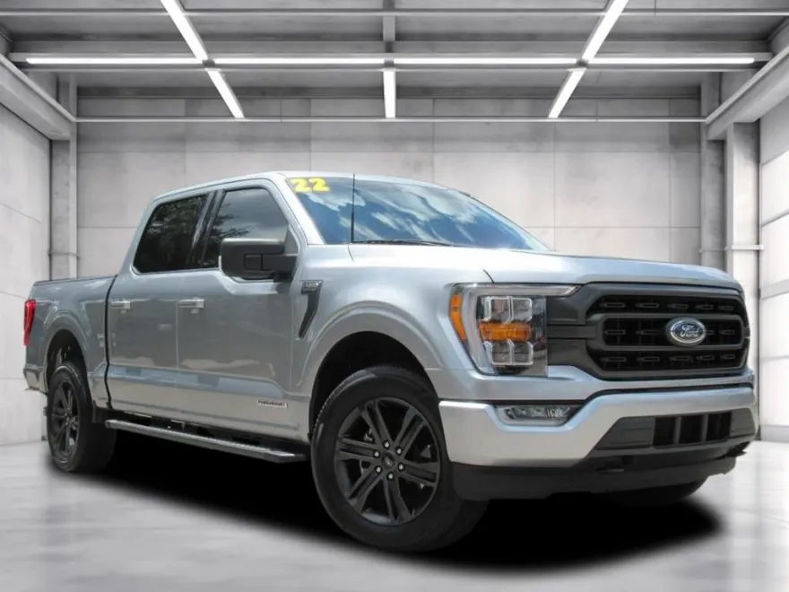 2022 Ford F-150 XLT photo 1