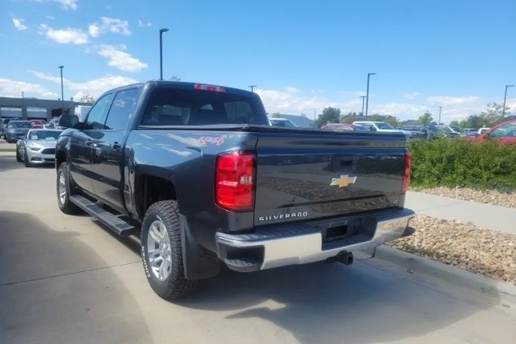 2017 Chevrolet Silverado 1500 LT1 photo 1
