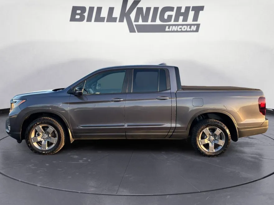 2025 Honda Ridgeline TrailSport photo 1