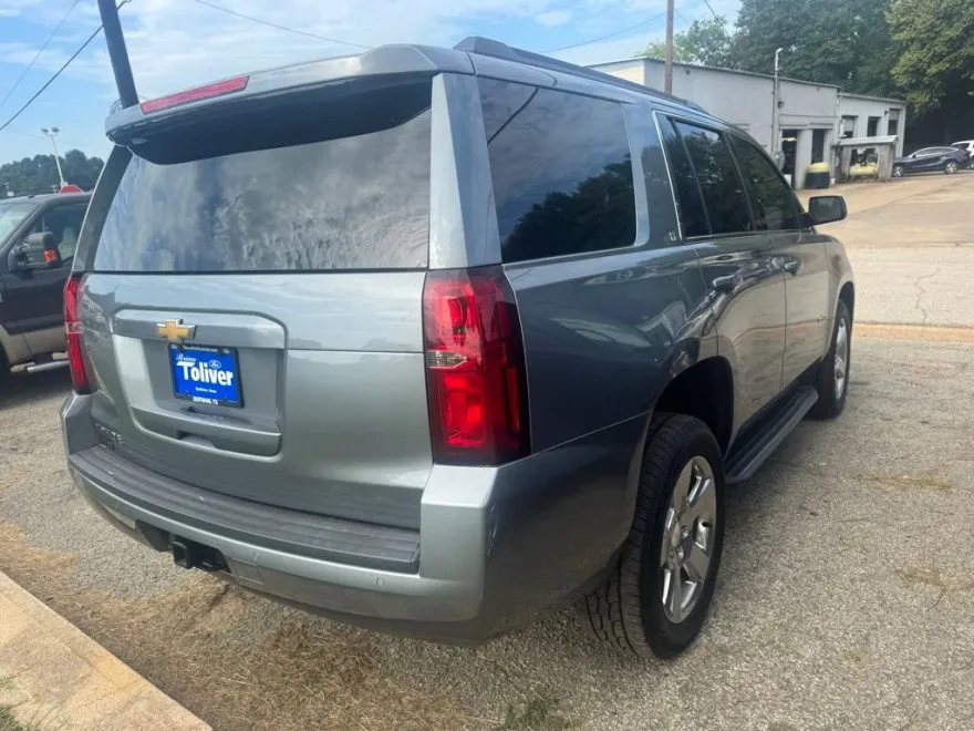 2020 Chevrolet Tahoe LT photo 1