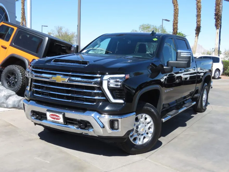 2024 Chevrolet Silverado 2500HD LTZ photo 1