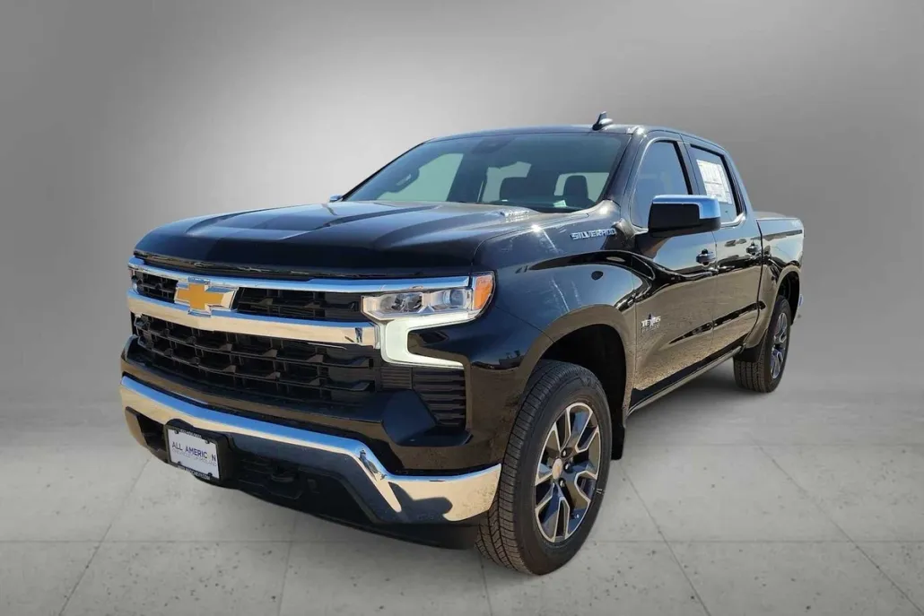 2025 Chevrolet Silverado 1500 LT photo 1