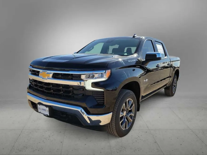 2025 Chevrolet Silverado 1500 LT photo 1