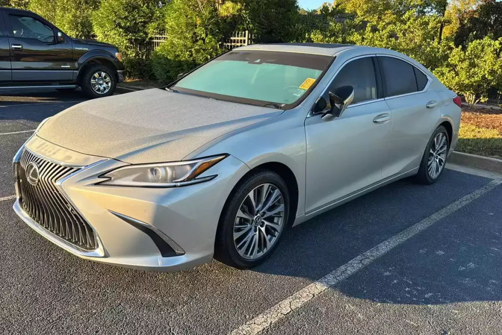 2020 Lexus ES 350 Luxury photo 1