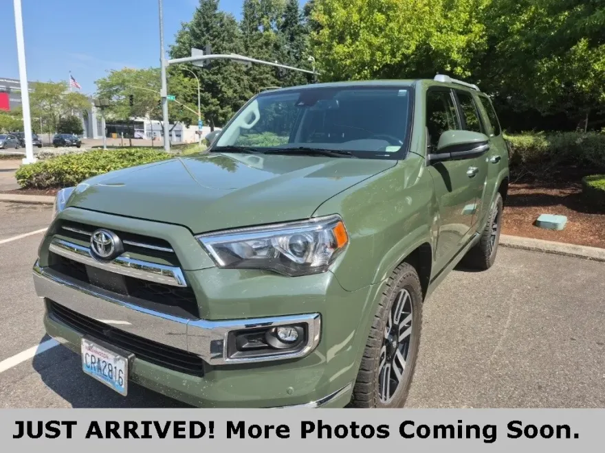 2022 Toyota 4Runner Limited photo 1