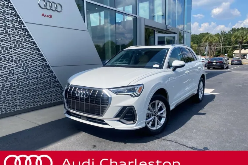 2025 Audi Q3 S line Premium Plus photo 1