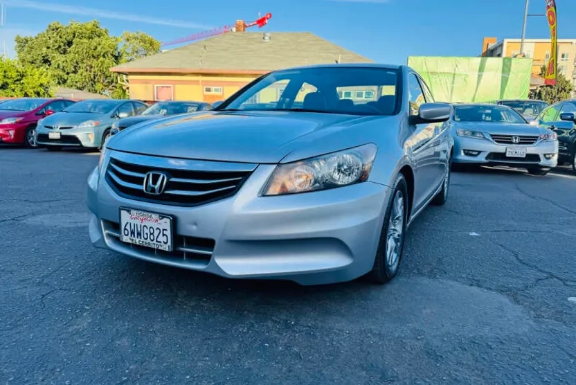 2012 Honda Accord SE photo 1