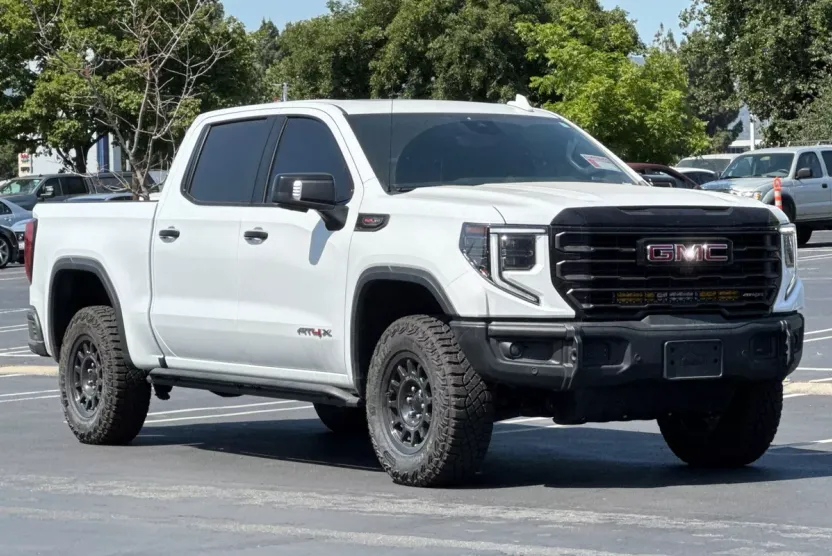 2024 Gmc Sierra 1500 AT4X photo 1